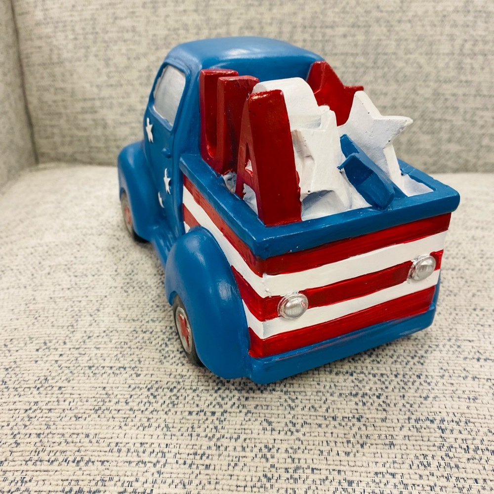 Patriotic 4th of July USA blue red white truck - Picture 9 of 11